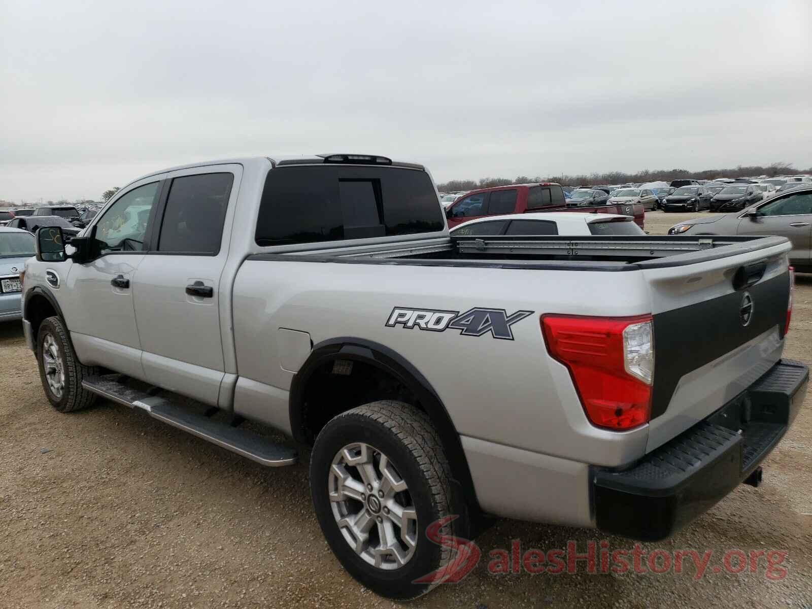 1N6AA1F23HN552393 2017 NISSAN TITAN