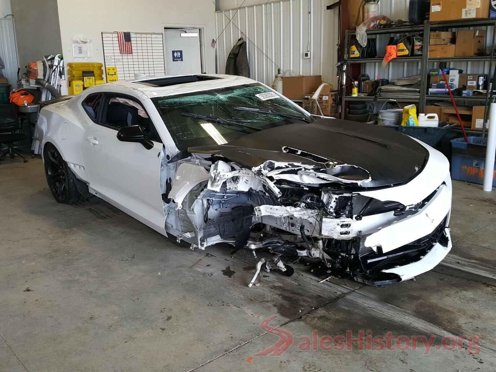 1G1FG1R76J0165928 2018 CHEVROLET CAMARO