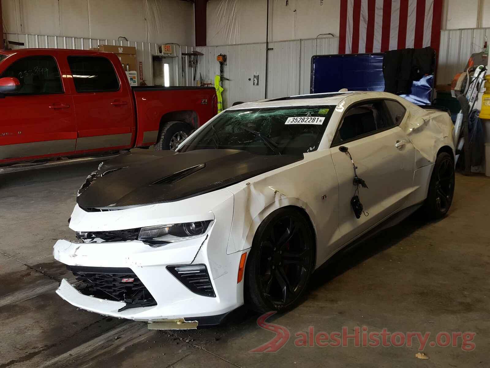 1G1FG1R76J0165928 2018 CHEVROLET CAMARO