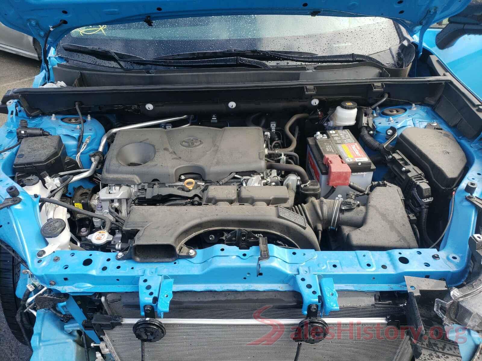 2T3J1RFV4KC004920 2019 TOYOTA RAV4