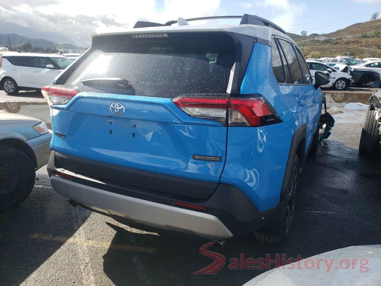 2T3J1RFV4KC004920 2019 TOYOTA RAV4