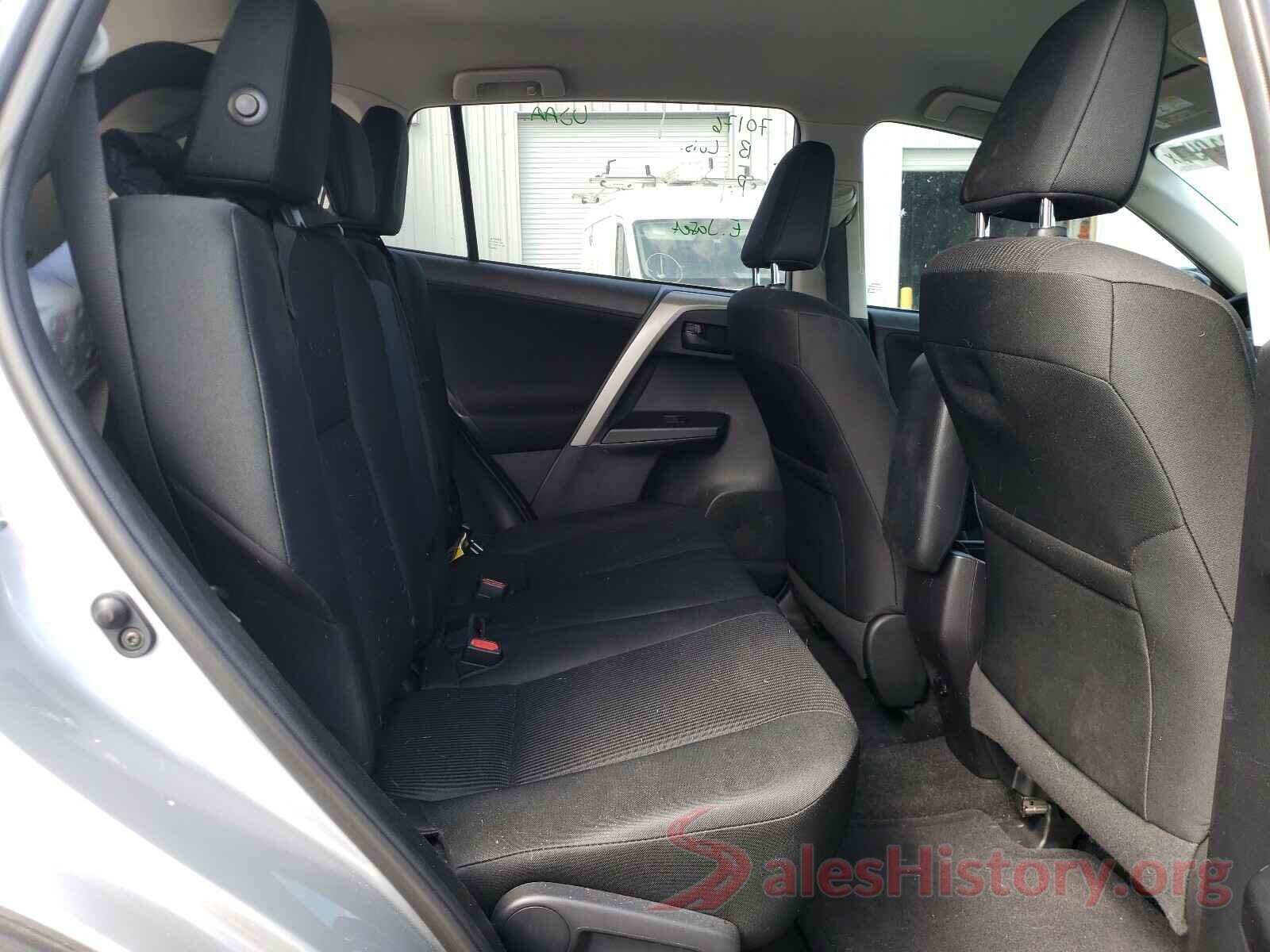 2T3ZFREV3JW435588 2018 TOYOTA RAV4