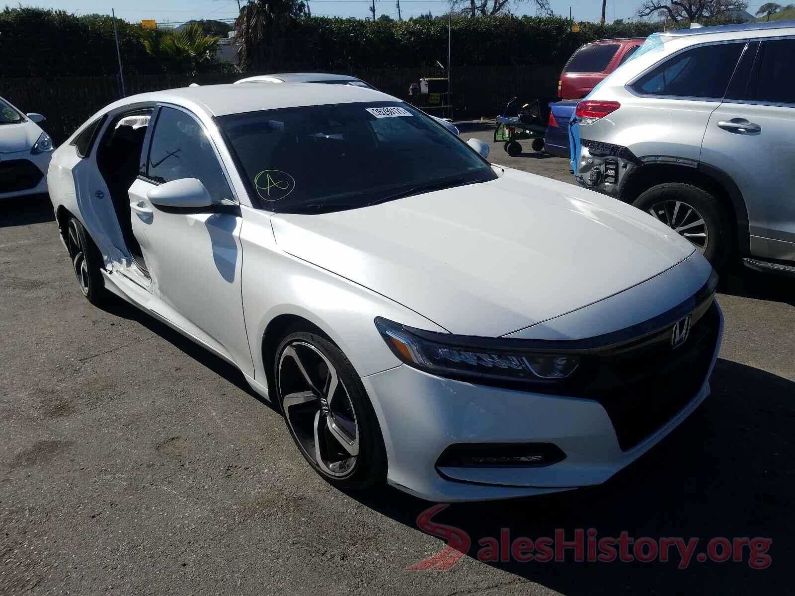 1HGCV1F36JA193354 2018 HONDA ACCORD