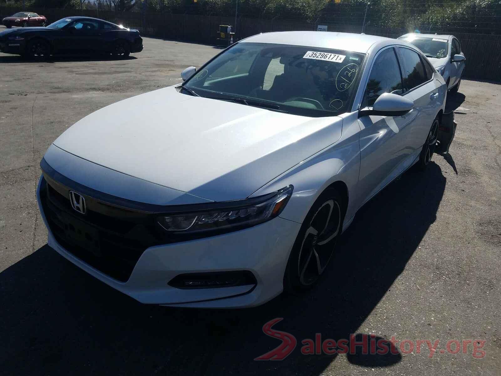 1HGCV1F36JA193354 2018 HONDA ACCORD