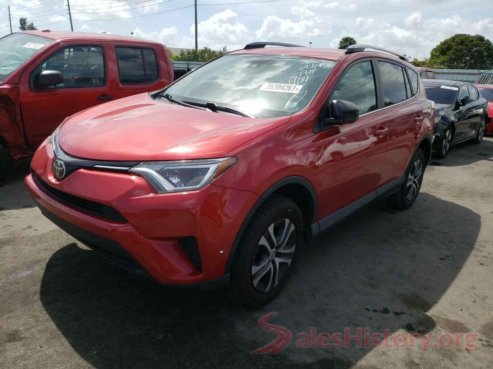 2T3ZFREV4HW379011 2017 TOYOTA RAV4