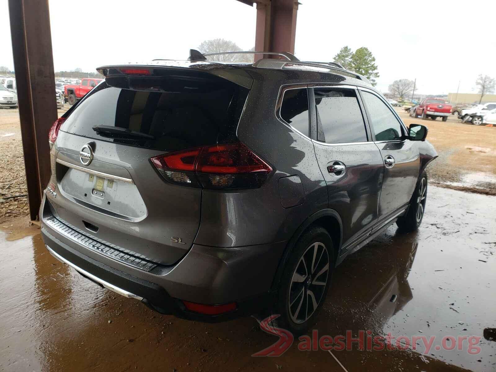 JN8AT2MT4JW467131 2018 NISSAN ROGUE