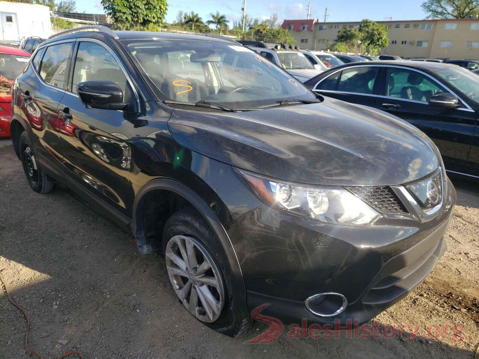 JN1BJ1CP9JW191875 2018 NISSAN ROGUE