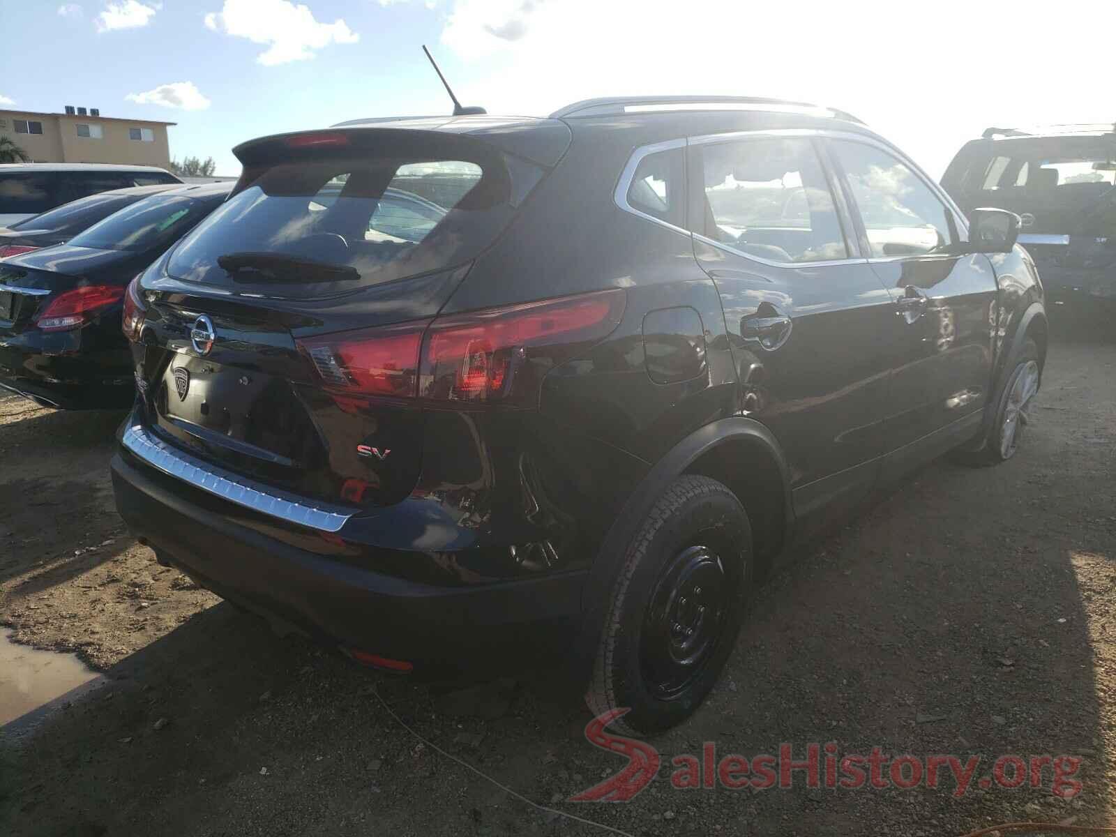 JN1BJ1CP9JW191875 2018 NISSAN ROGUE