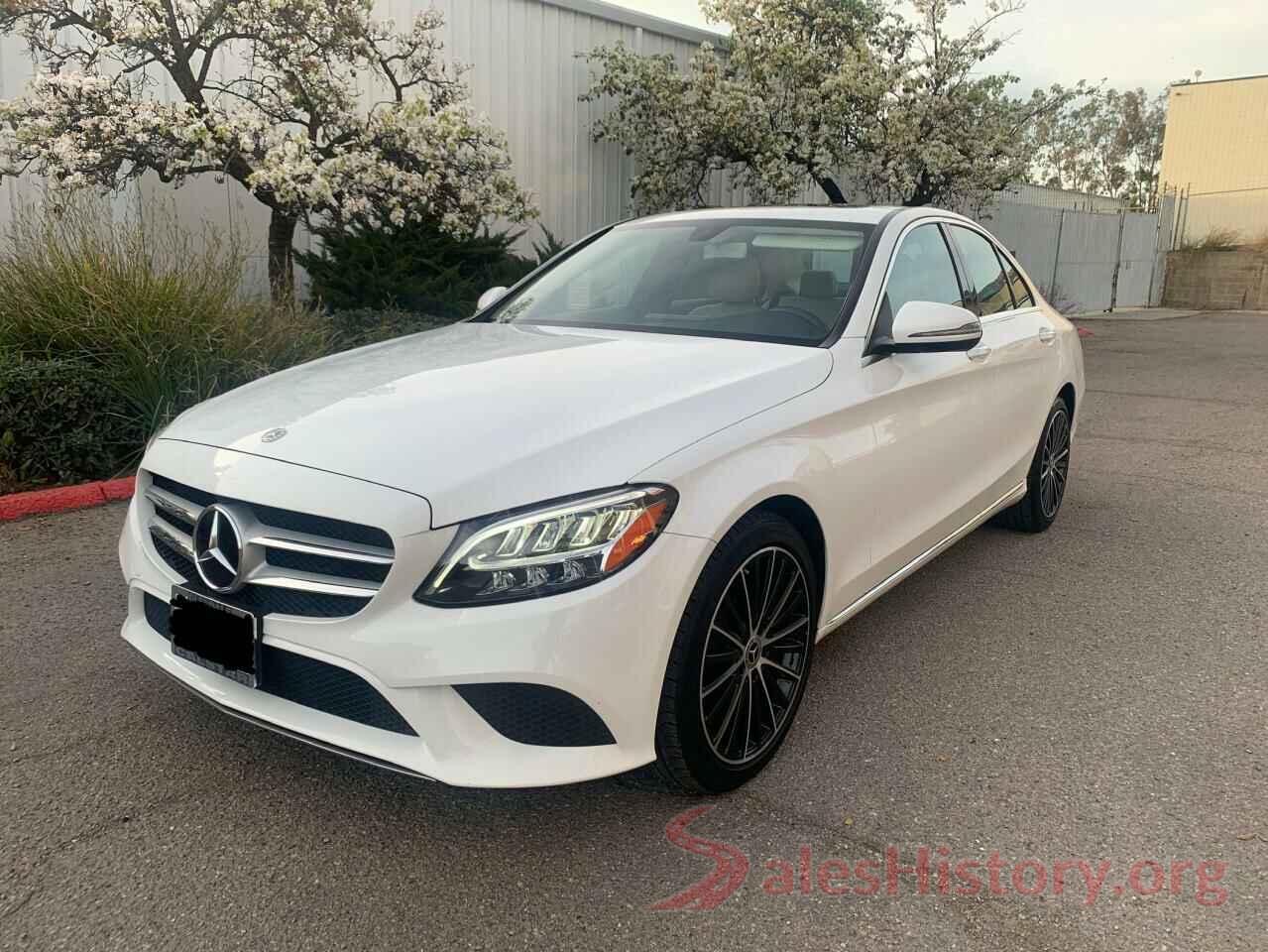 55SWF8DB3KU294872 2019 MERCEDES-BENZ C CLASS