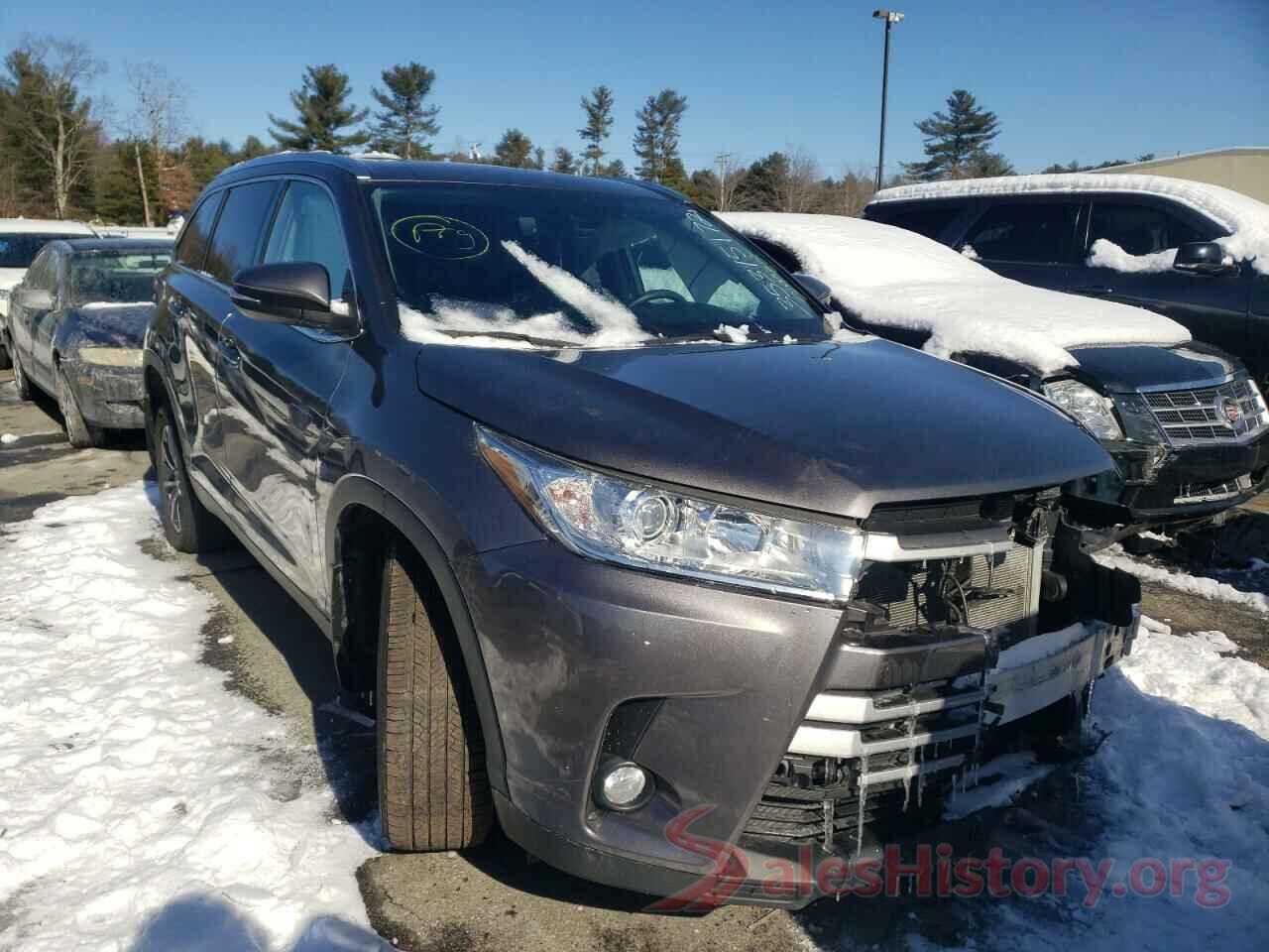 5TDJZRFH2KS571677 2019 TOYOTA HIGHLANDER