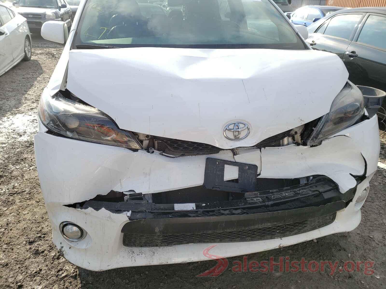 5TDXZ3DC6HS870015 2017 TOYOTA SIENNA