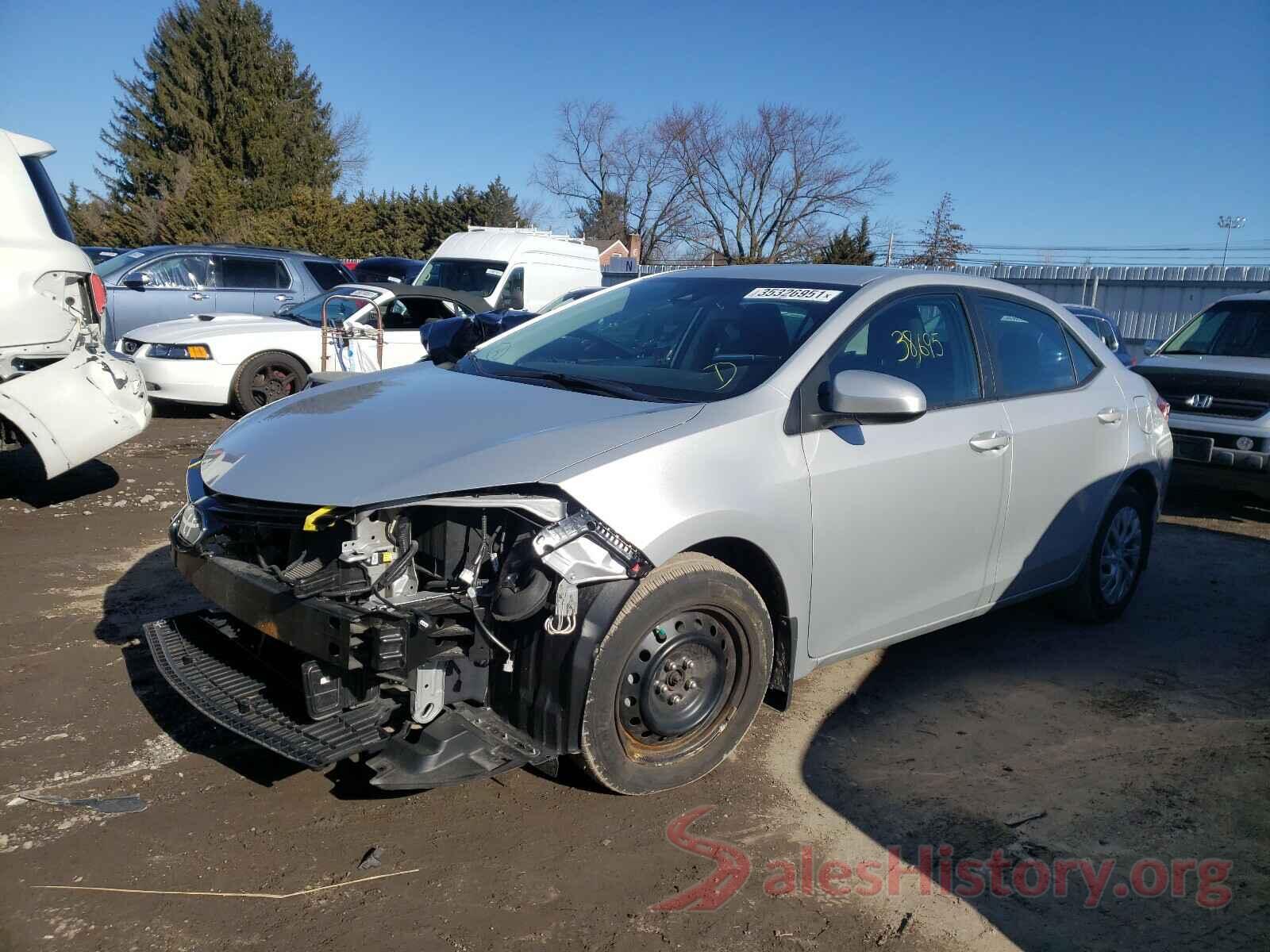 2T1BURHE8JC025561 2018 TOYOTA COROLLA