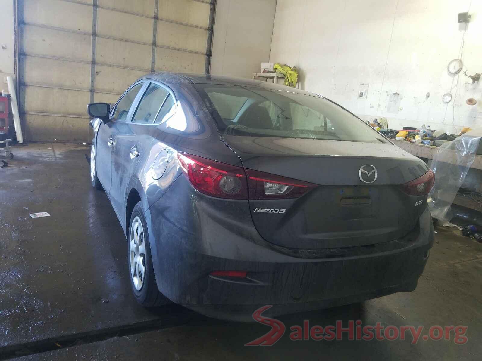 3MZBN1U7XJM272025 2018 MAZDA 3