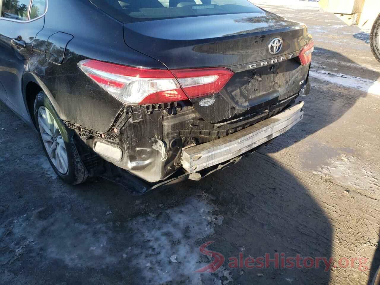 4T1B11HKXJU574600 2018 TOYOTA CAMRY