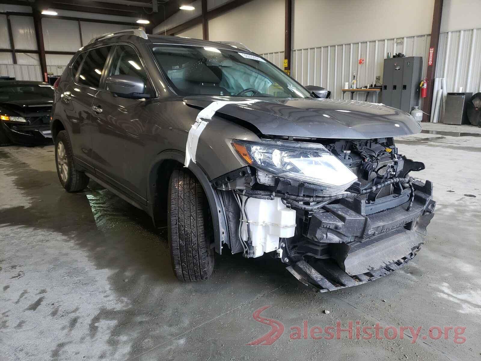 JN8AT2MT2JW492447 2018 NISSAN ROGUE