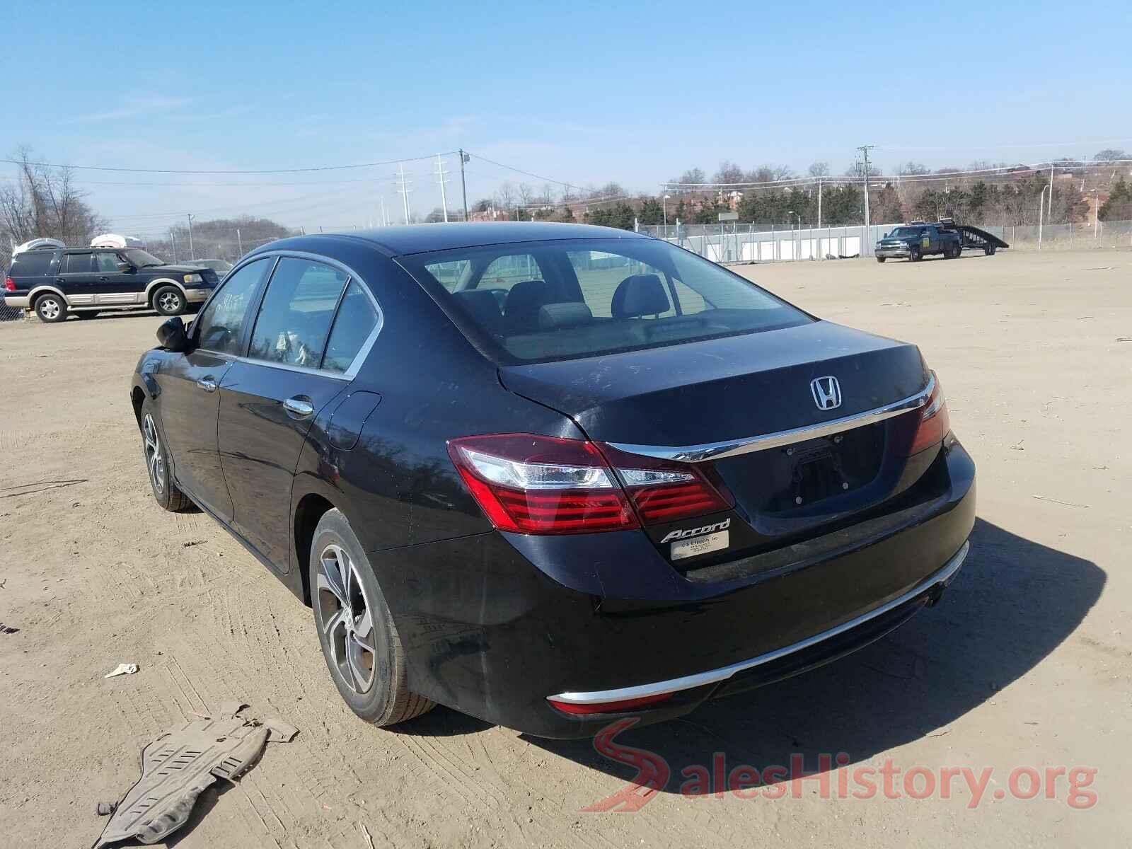 1HGCR2F30HA233898 2017 HONDA ACCORD