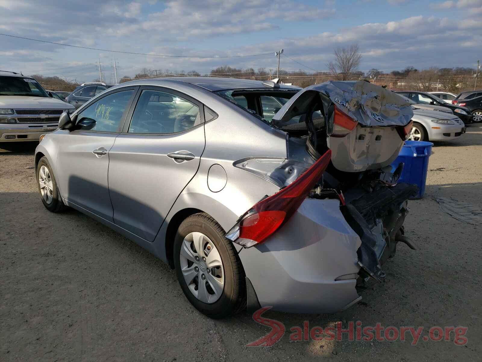 5NPDH4AE0GH733366 2016 HYUNDAI ELANTRA