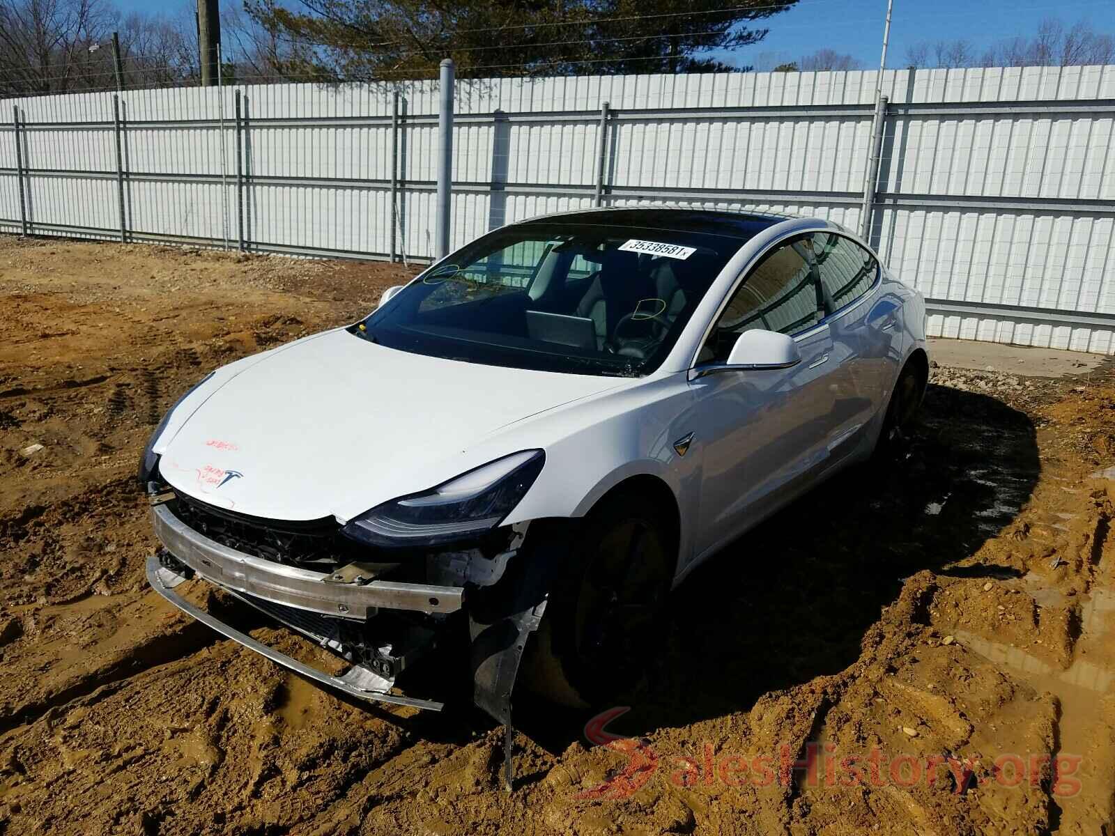 5YJ3E1EAXKF484236 2019 TESLA MODEL 3