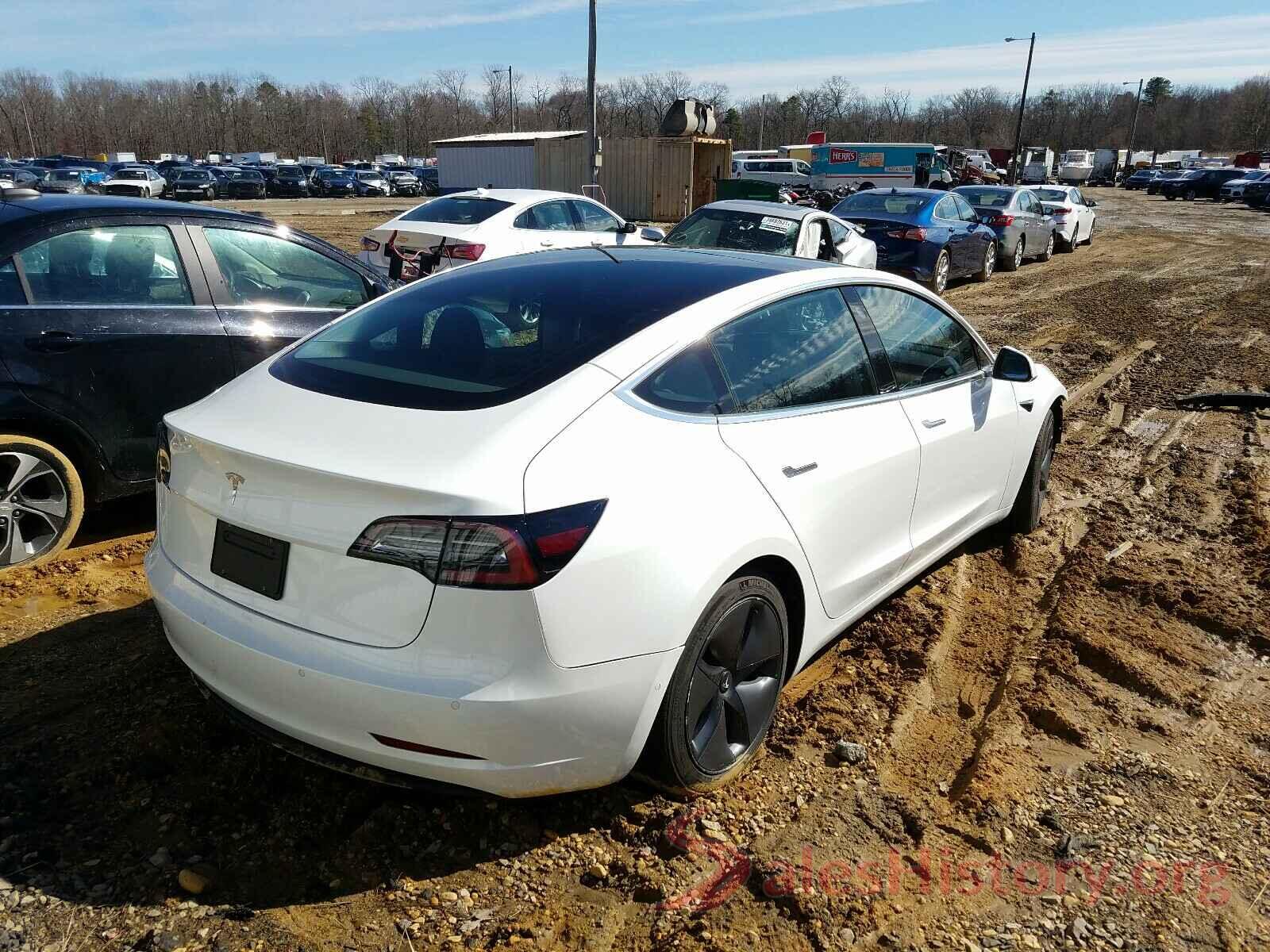 5YJ3E1EAXKF484236 2019 TESLA MODEL 3