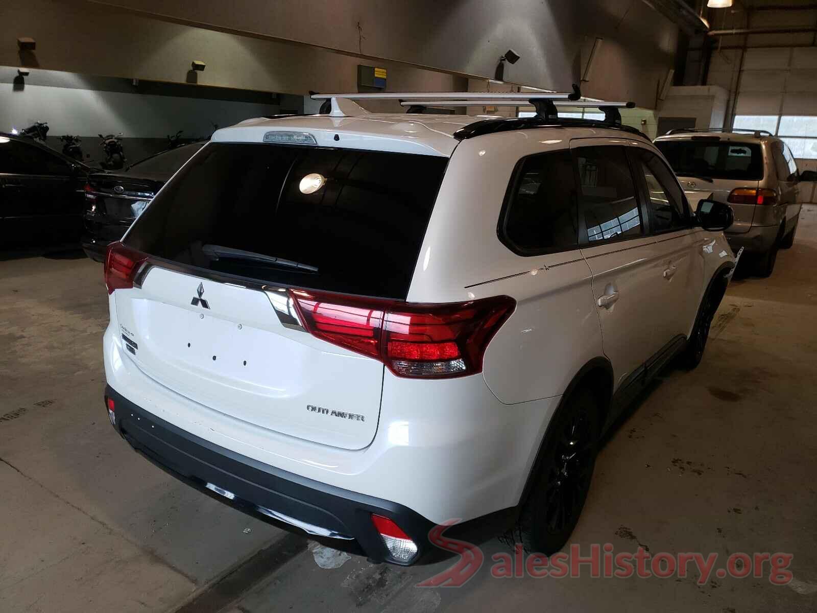 JA4AD3A38JZ058948 2018 MITSUBISHI OUTLANDER