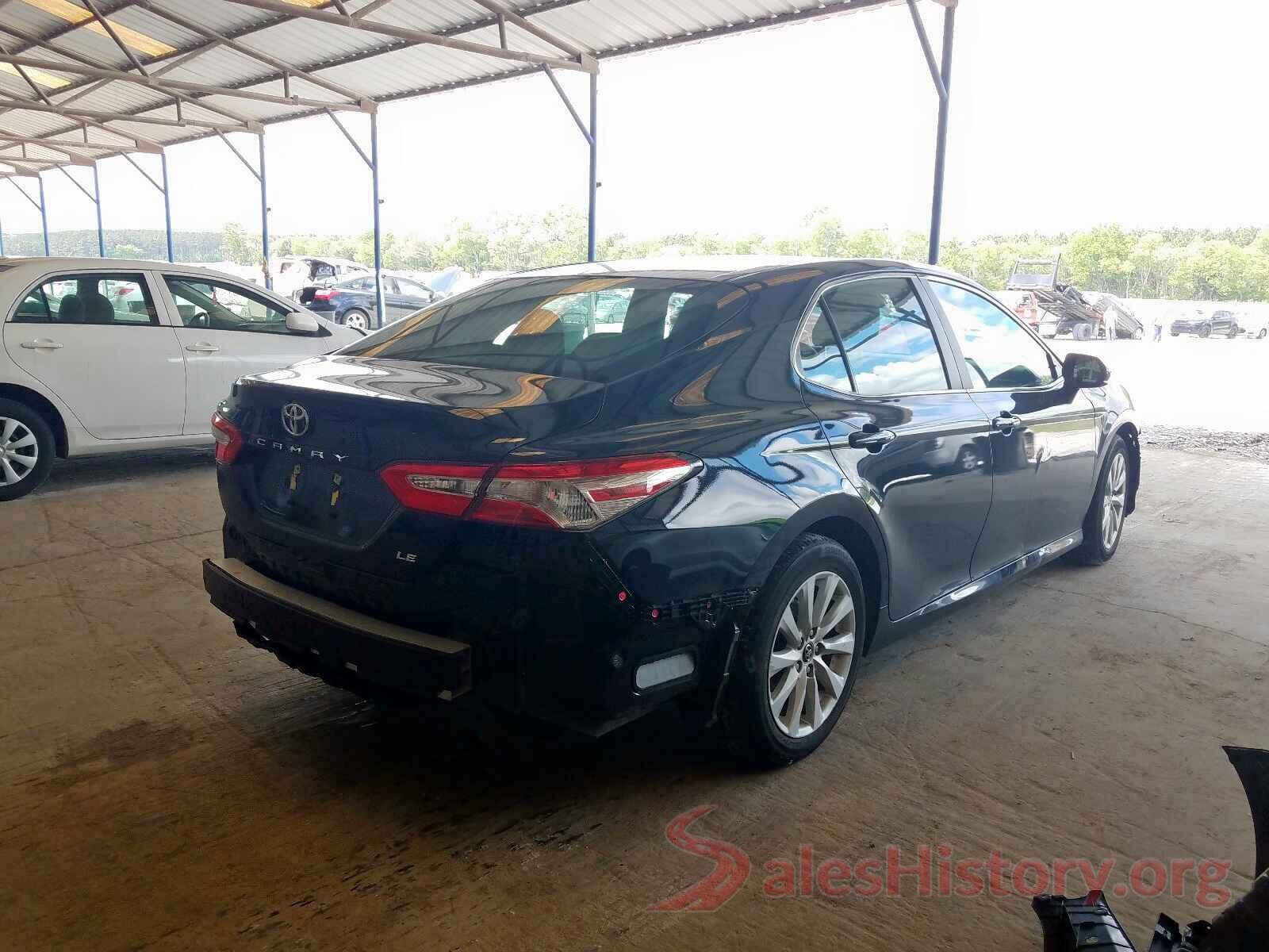 4T1B11HK9JU084116 2018 TOYOTA CAMRY