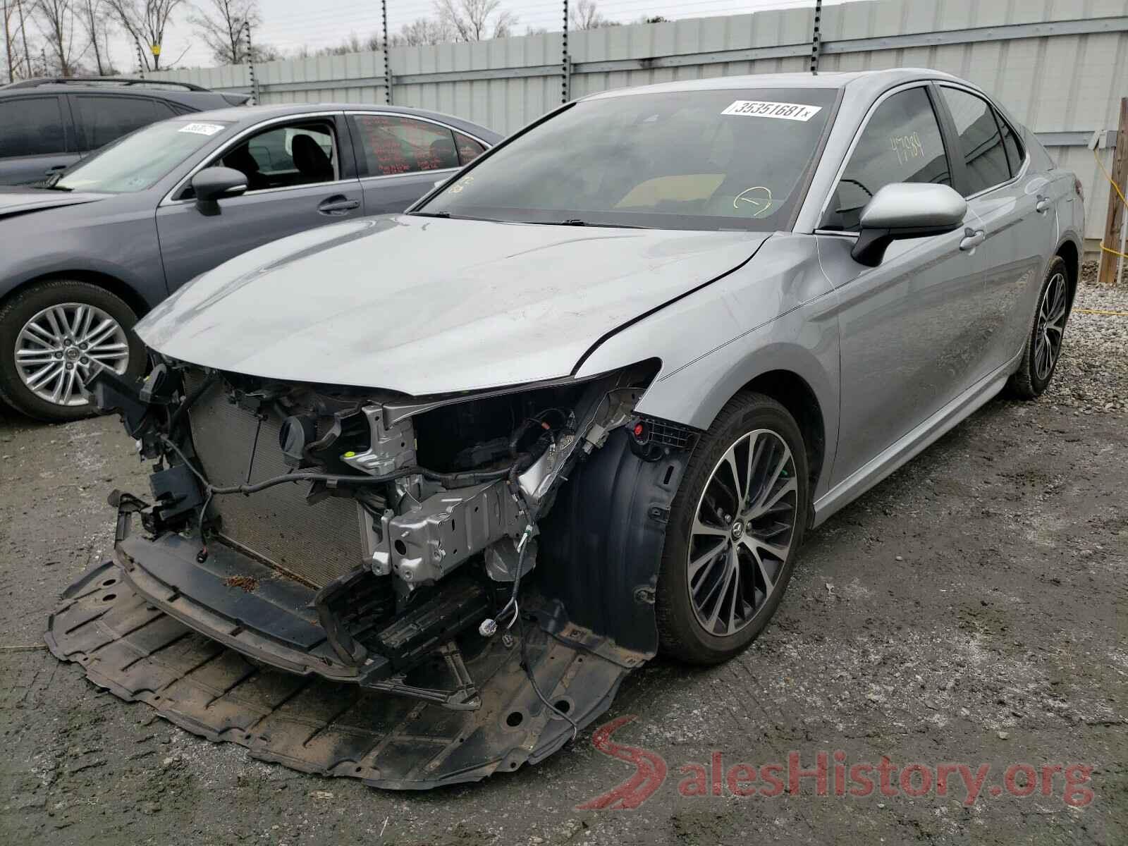 4T1B11HK4JU143492 2018 TOYOTA CAMRY