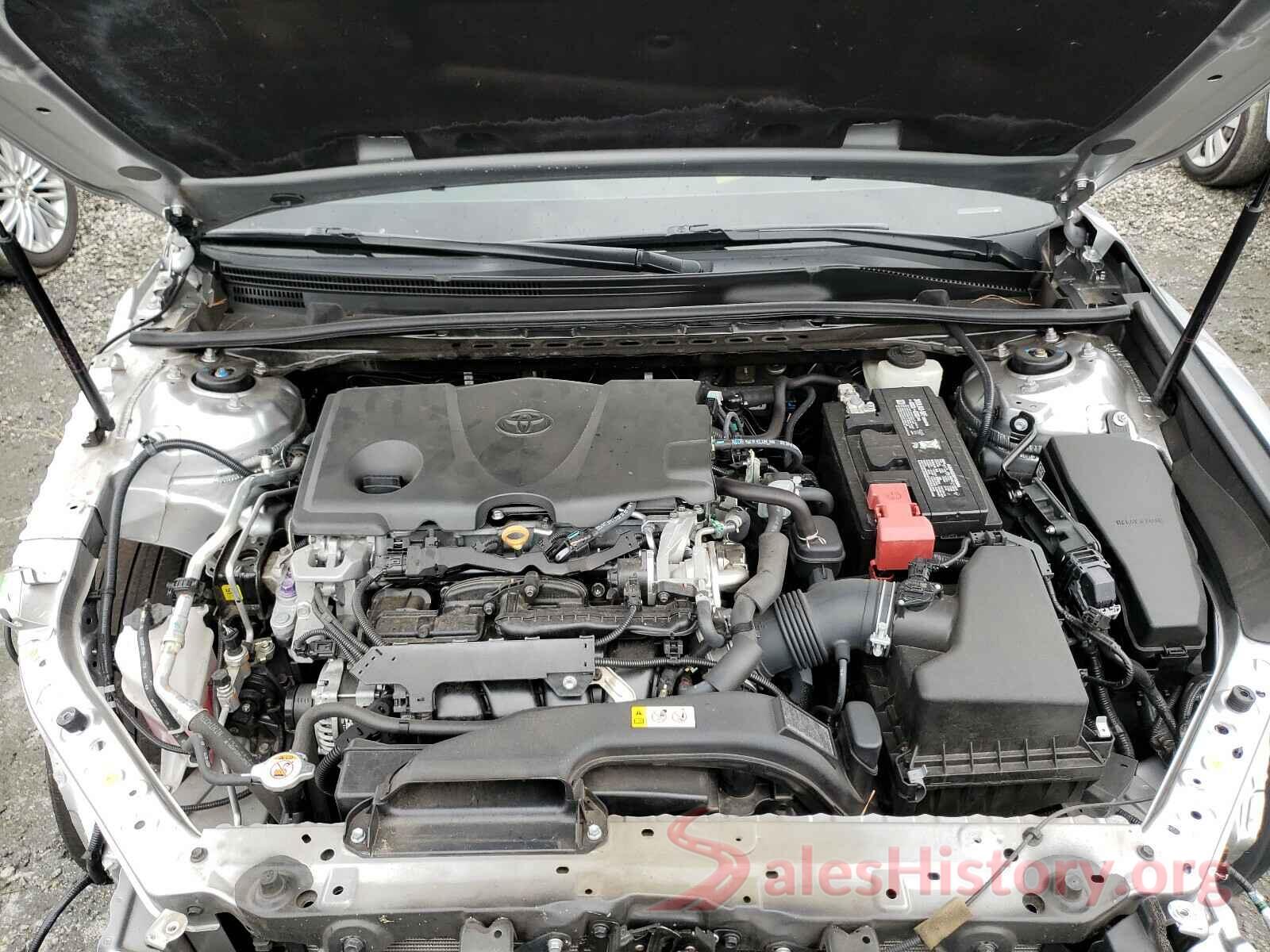 4T1B11HK4JU143492 2018 TOYOTA CAMRY