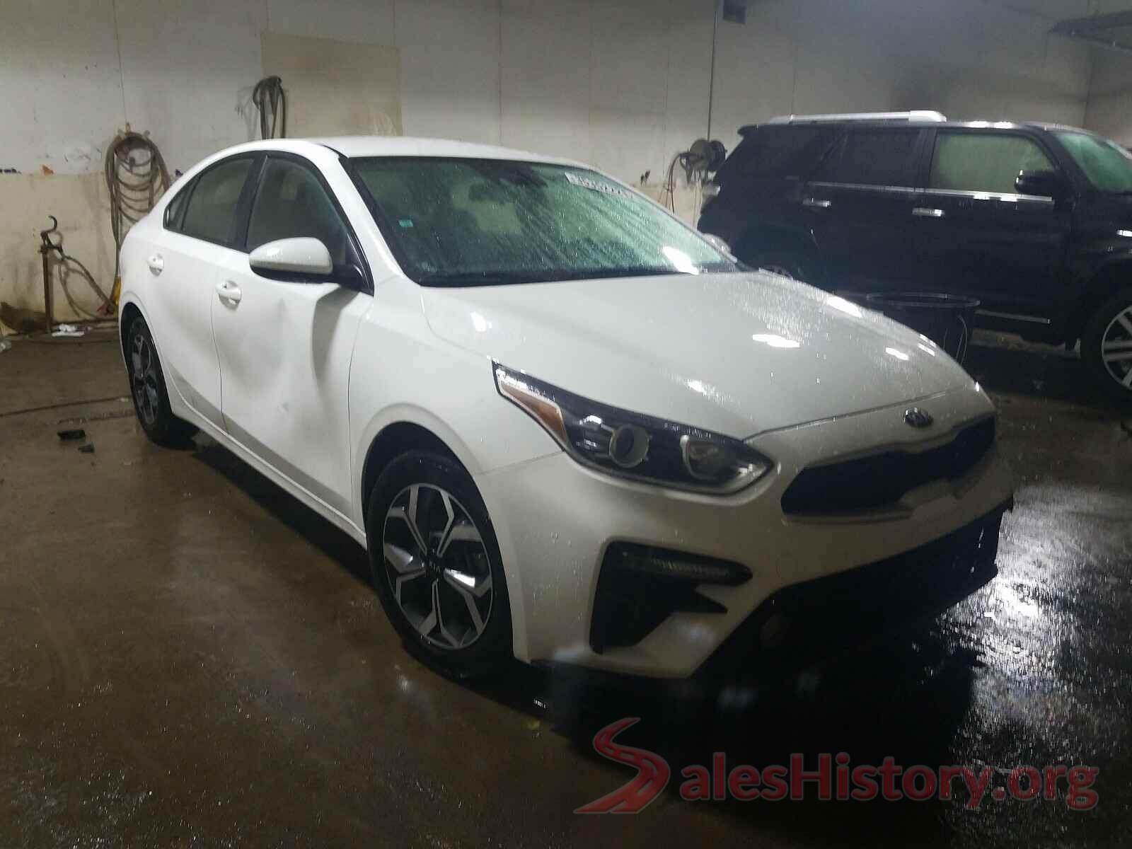 3KPF24AD0KE055975 2019 KIA FORTE