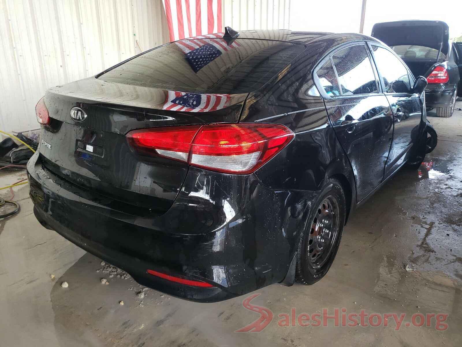 3KPFK4A77HE011636 2017 KIA FORTE