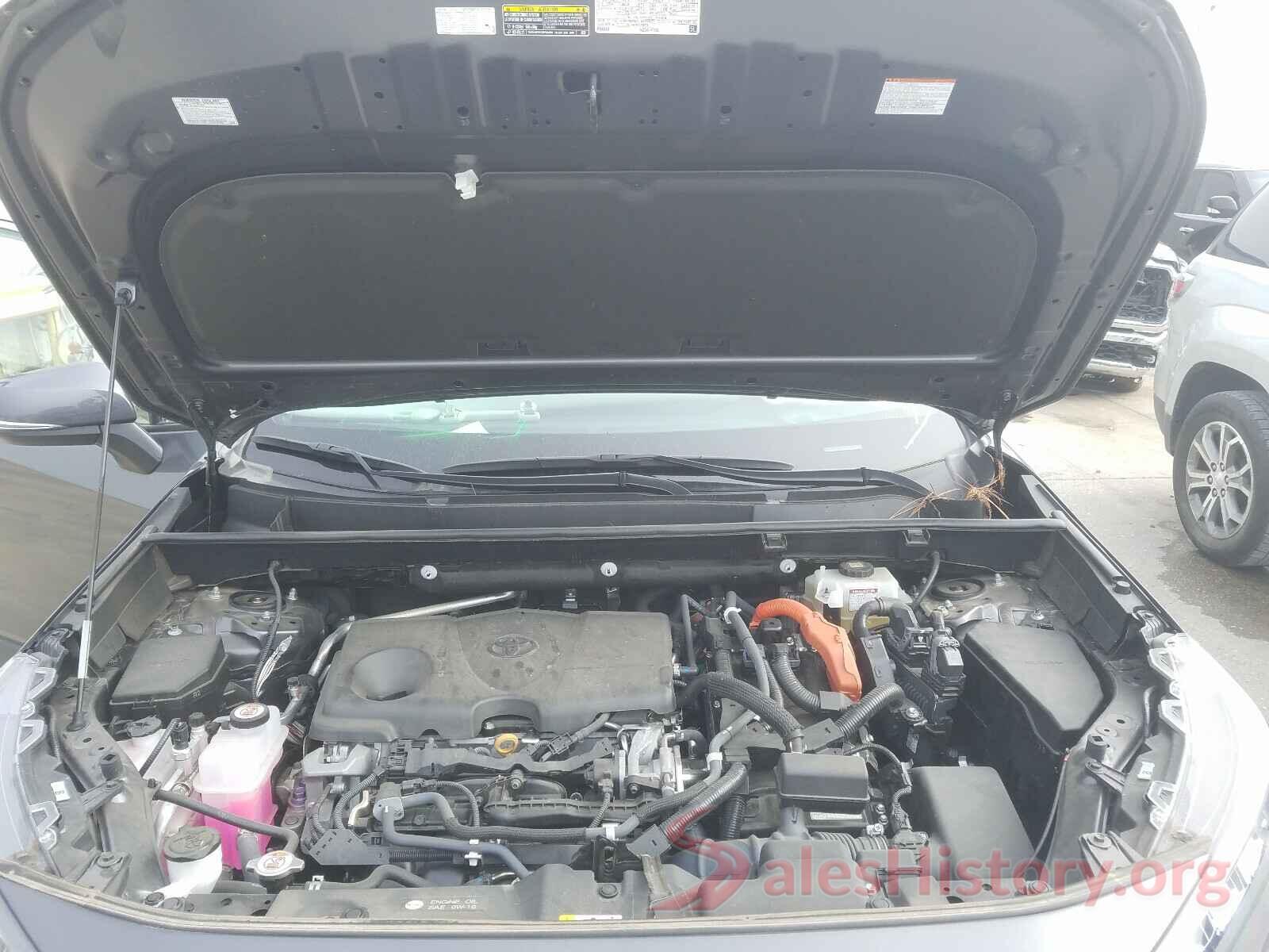 2T3MWRFV5KW006107 2019 TOYOTA RAV4