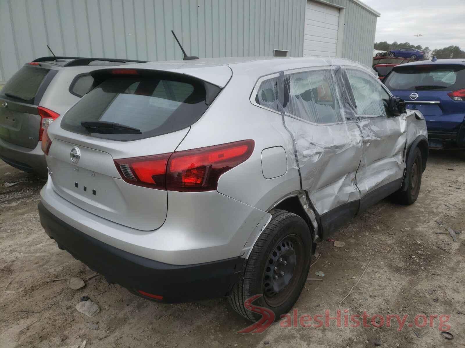 JN1BJ1CP8JW180124 2018 NISSAN ROGUE