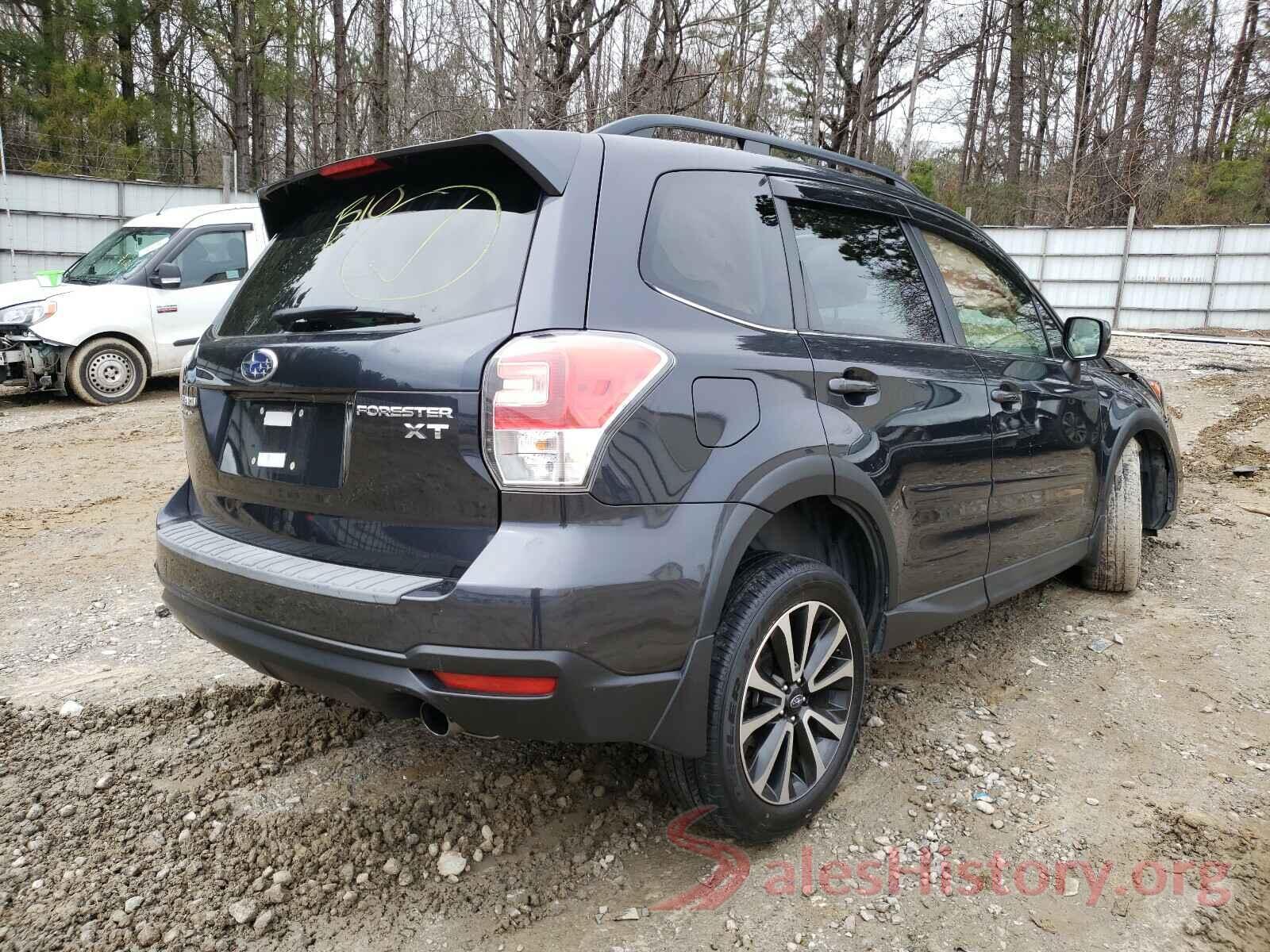 JF2SJGEC3JH462560 2018 SUBARU FORESTER