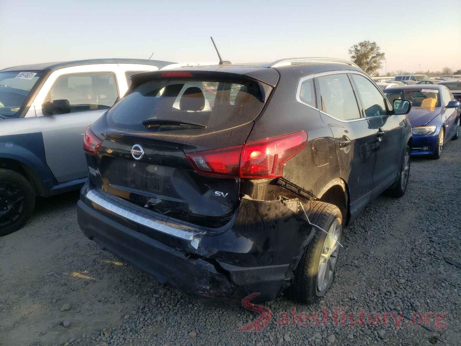 JN1BJ1CP3JW159956 2018 NISSAN ROGUE