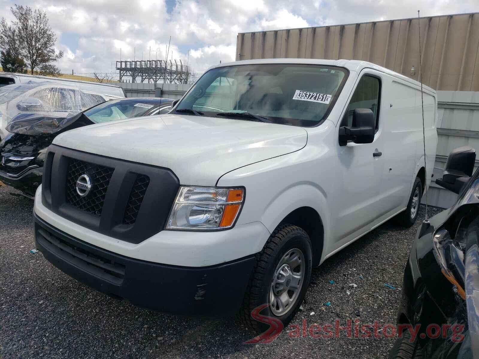 1N6BF0KM2HN802732 2017 NISSAN NV