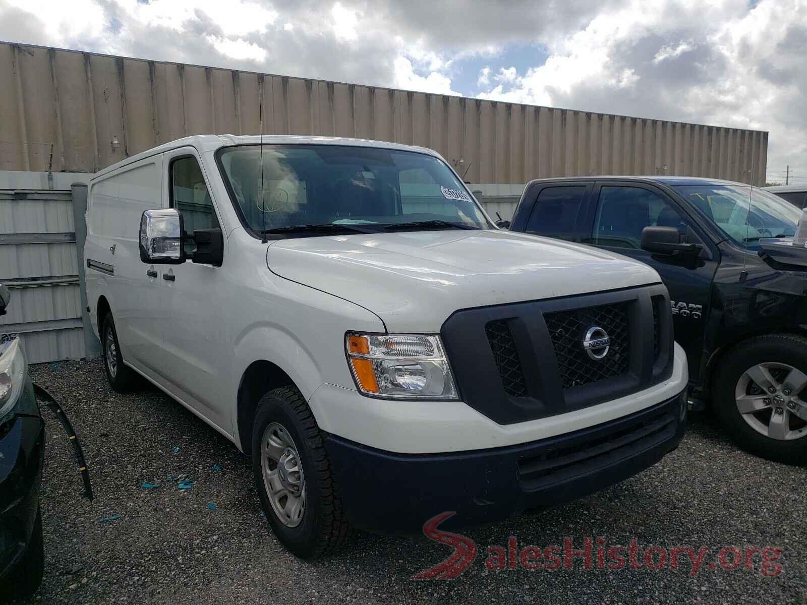 1N6BF0KM2HN802732 2017 NISSAN NV