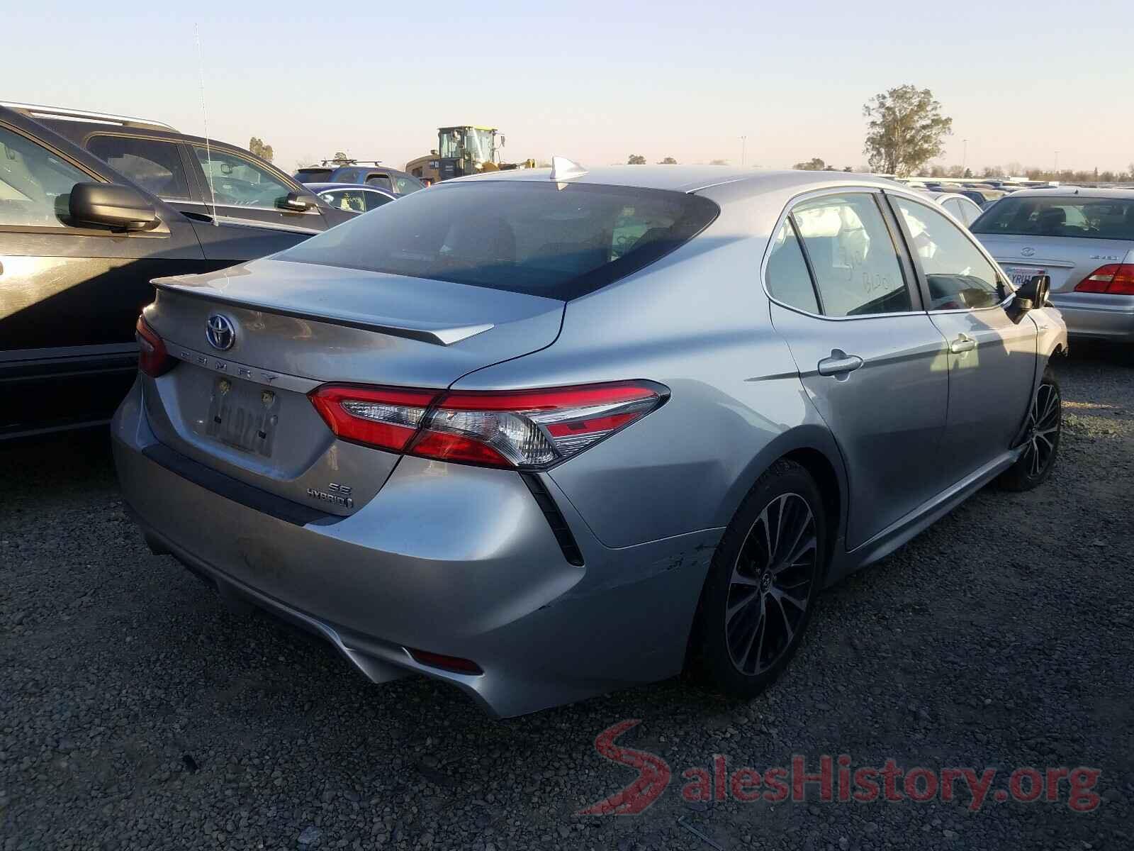 4T1B21HKXJU006151 2018 TOYOTA CAMRY