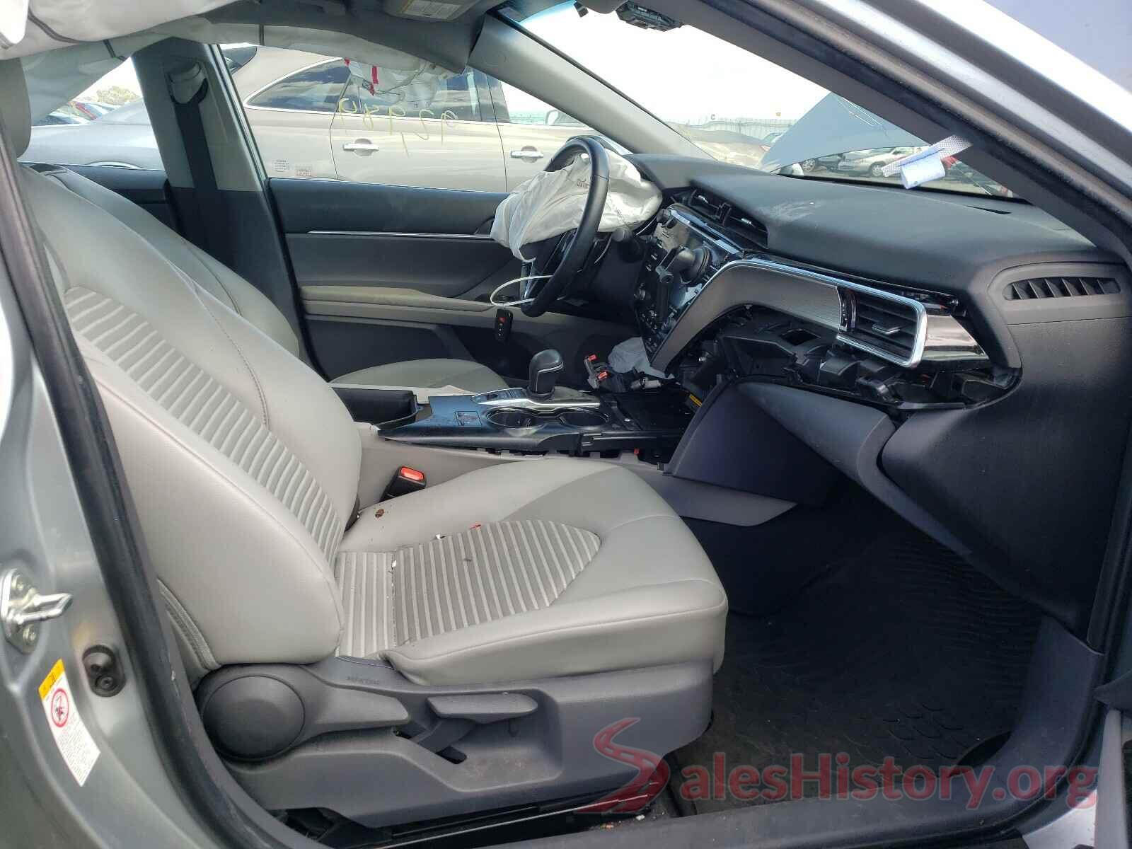 4T1B21HKXJU006151 2018 TOYOTA CAMRY