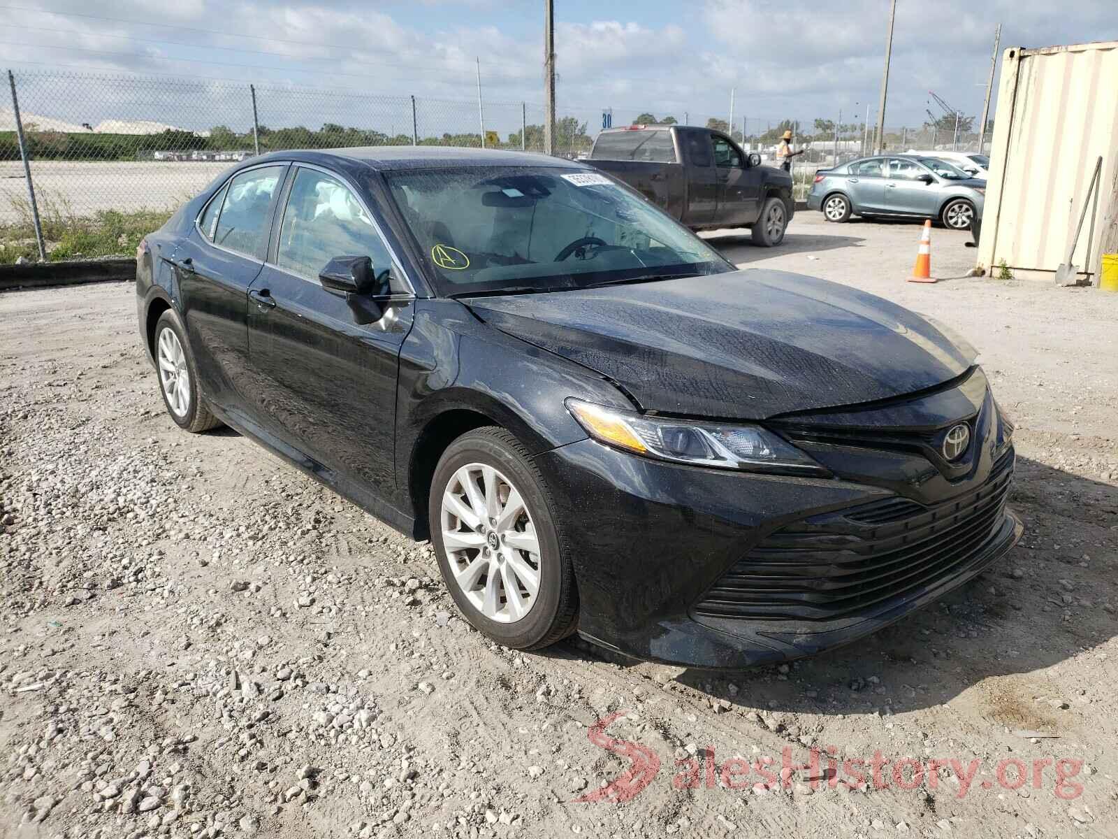 4T1C11AK9LU338439 2020 TOYOTA CAMRY