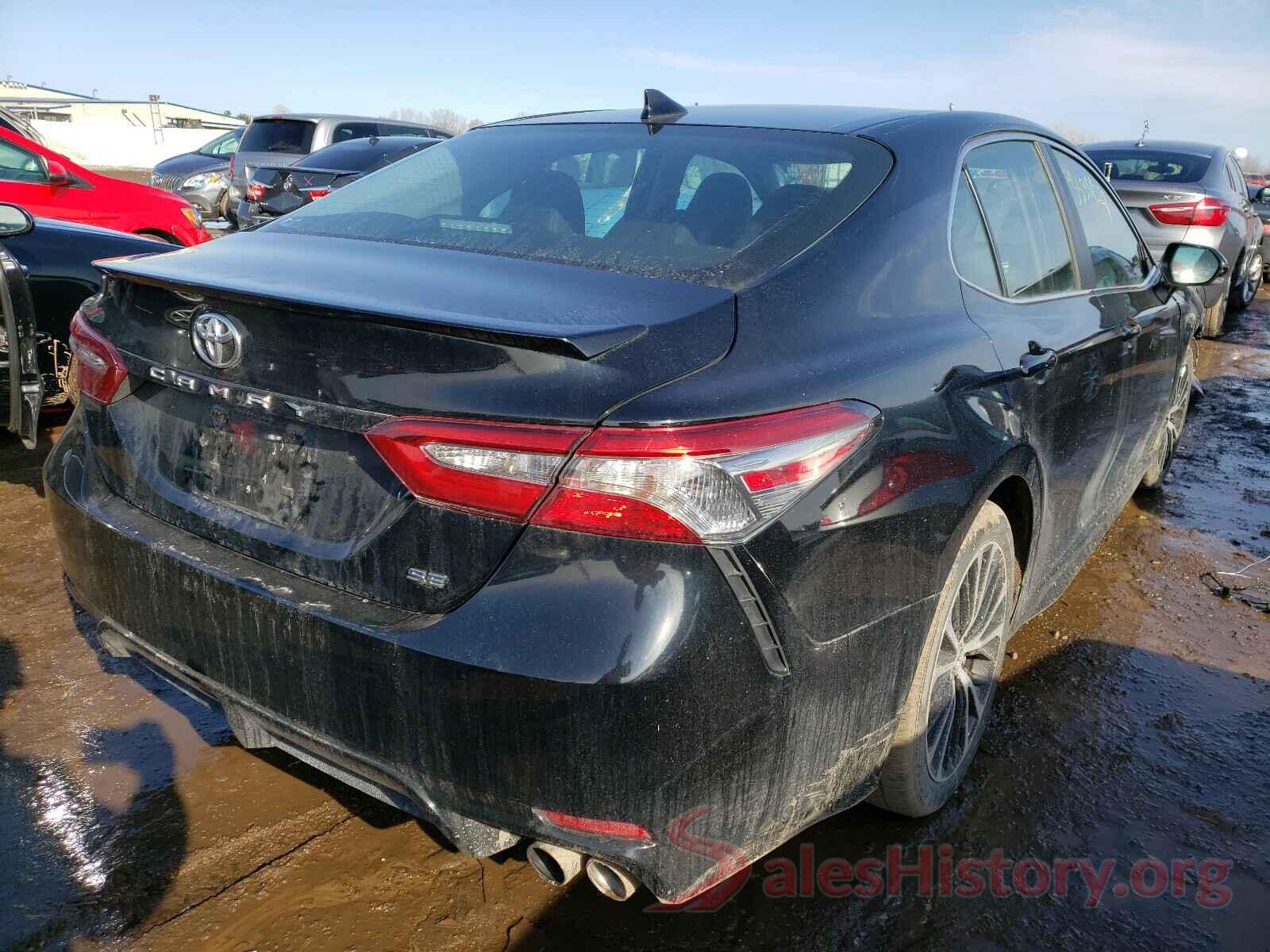 4T1B11HK0JU536440 2018 TOYOTA CAMRY