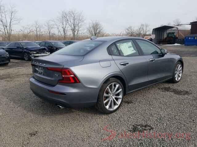 7JRA22TK8LG064520 2020 VOLVO S60