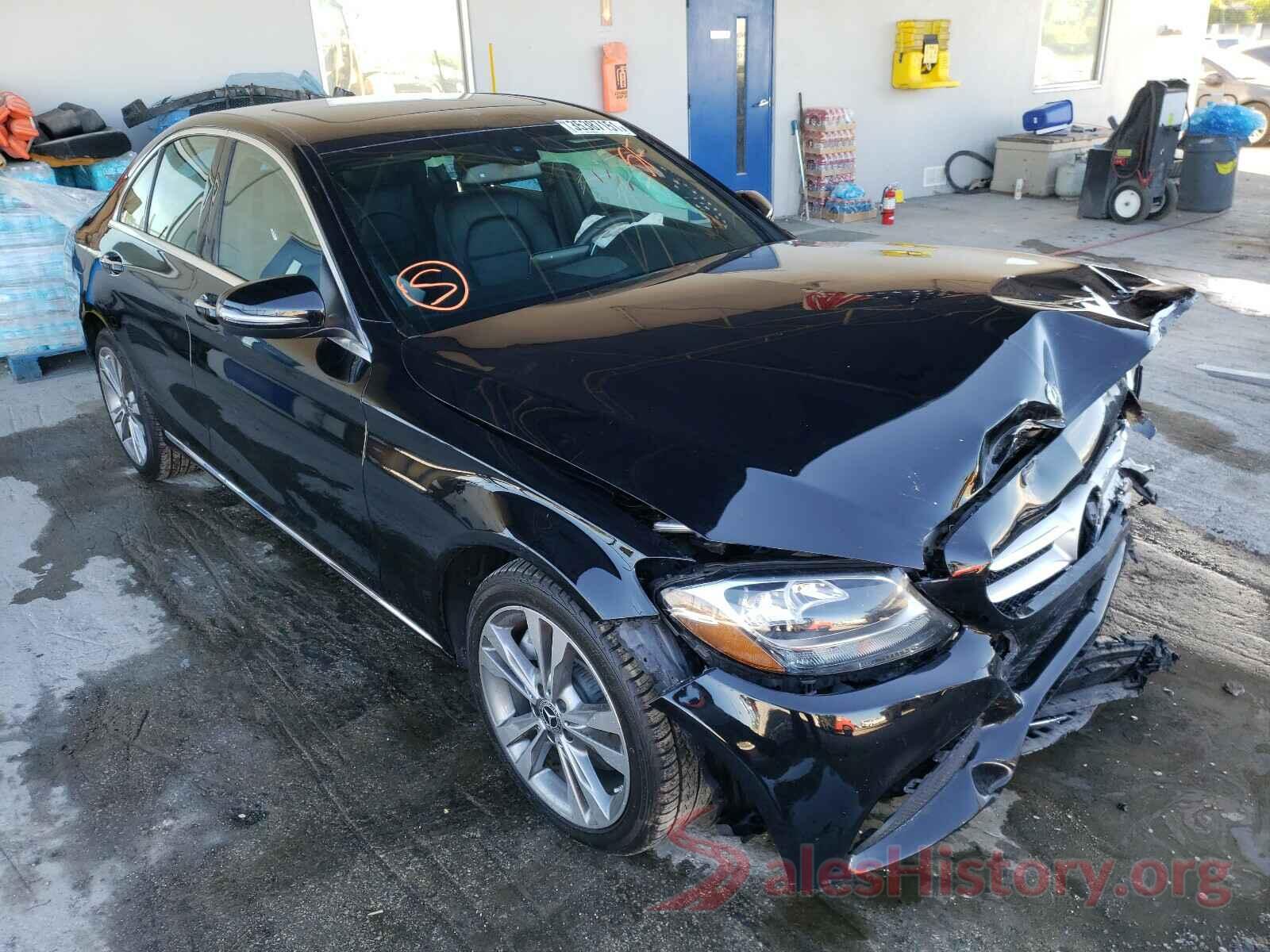 55SWF4JB1JU268329 2018 MERCEDES-BENZ C CLASS