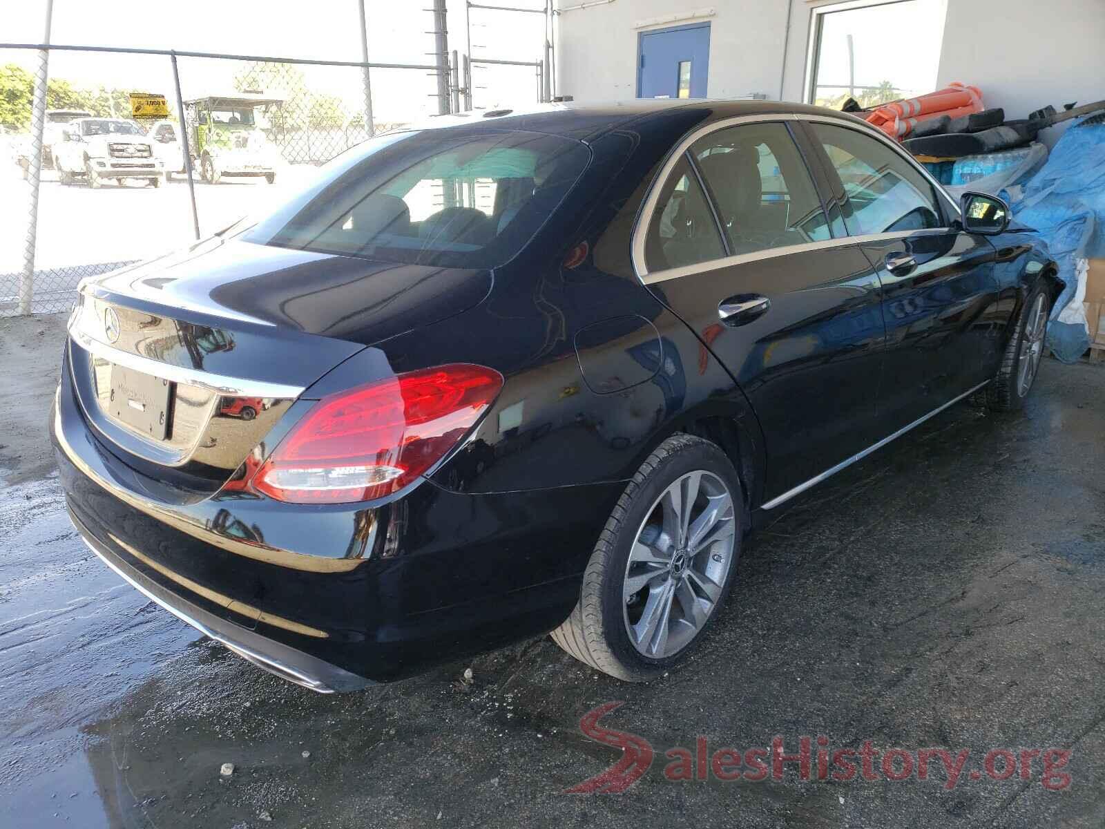 55SWF4JB1JU268329 2018 MERCEDES-BENZ C CLASS