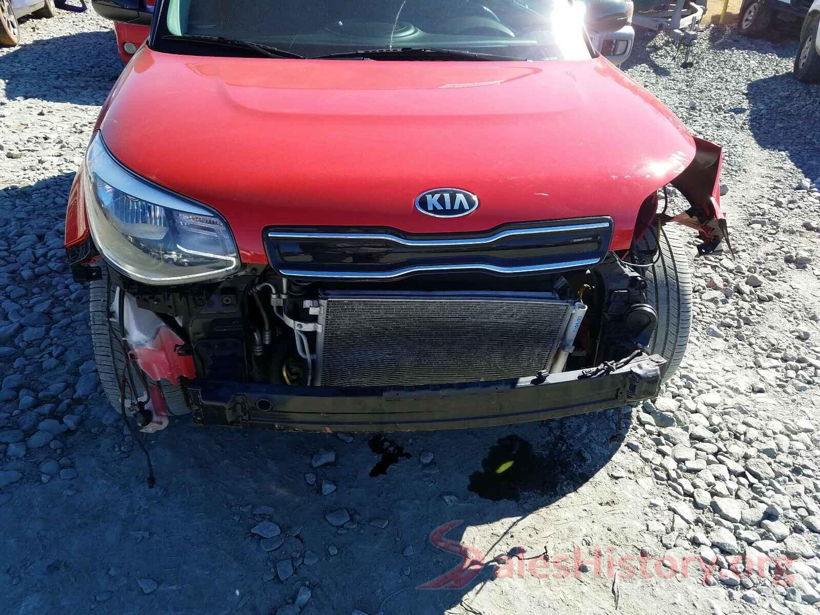 KNDJP3A57J7574924 2018 KIA SOUL