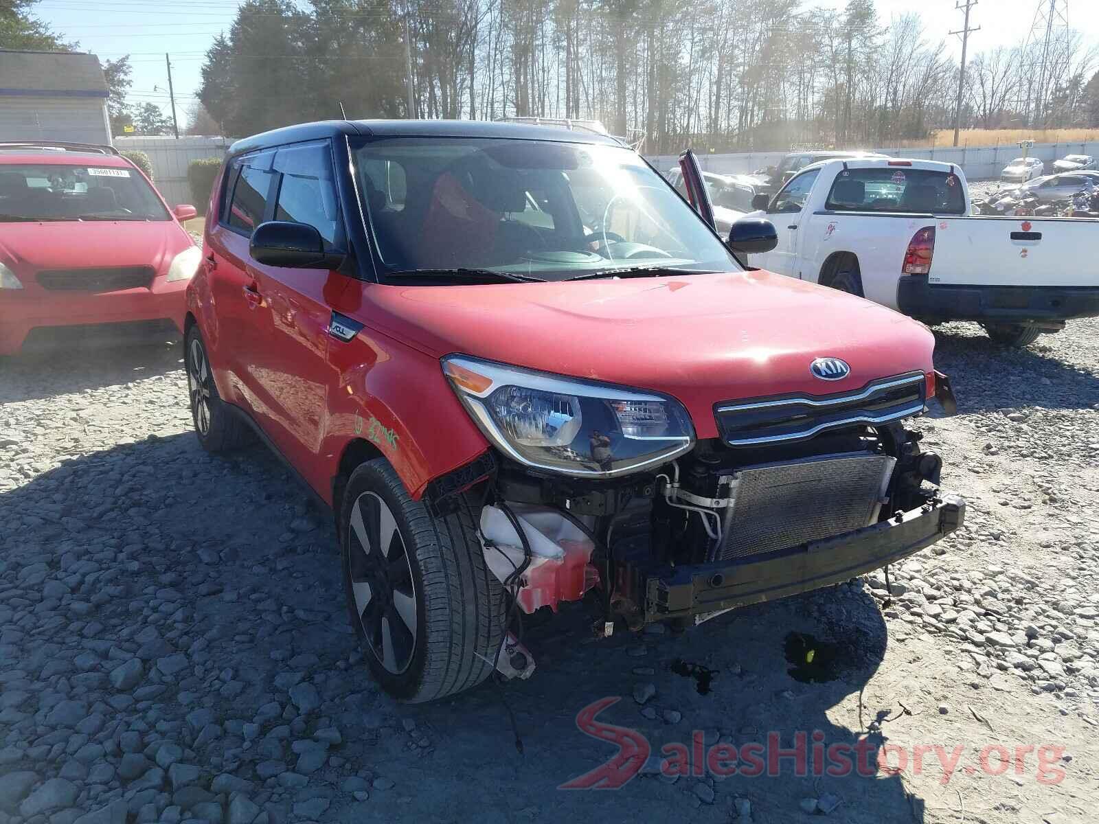 KNDJP3A57J7574924 2018 KIA SOUL