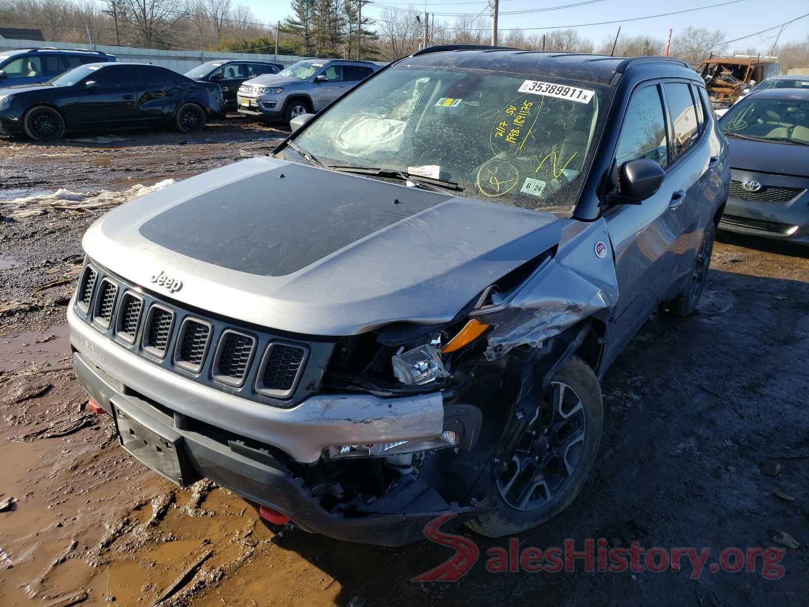 3C4NJDDB2KT759857 2019 JEEP COMPASS