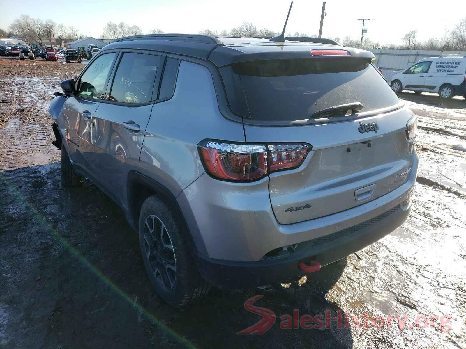 3C4NJDDB2KT759857 2019 JEEP COMPASS