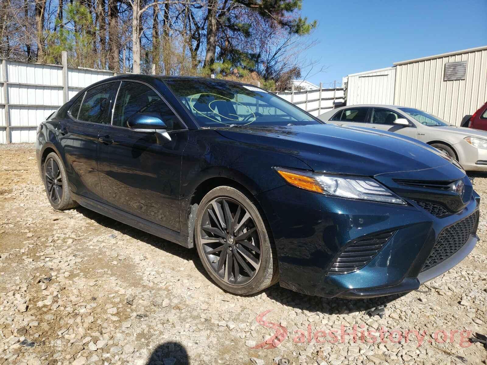 4T1B61HK5JU604748 2018 TOYOTA CAMRY