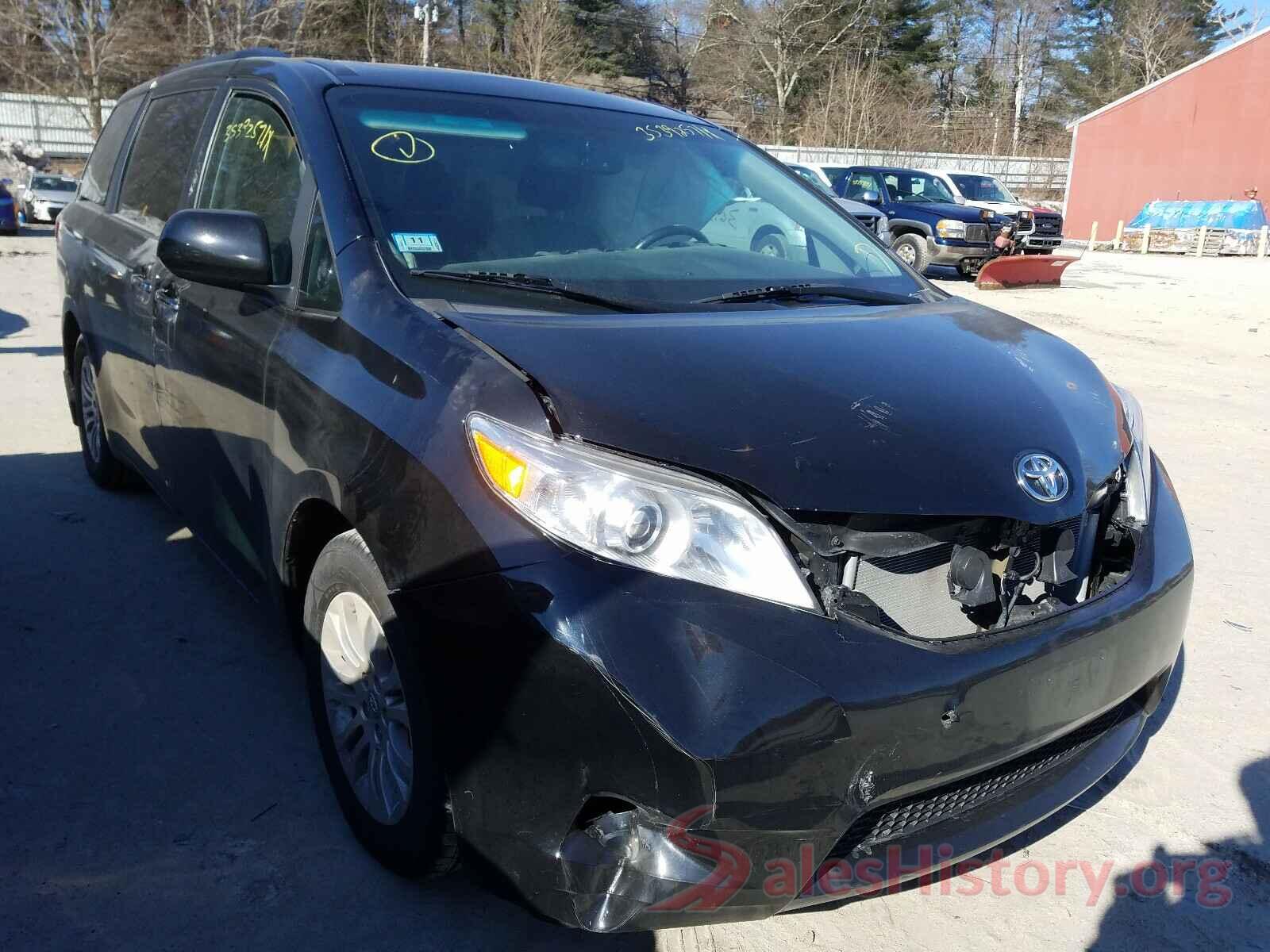 5TDYZ3DC3HS823013 2017 TOYOTA SIENNA