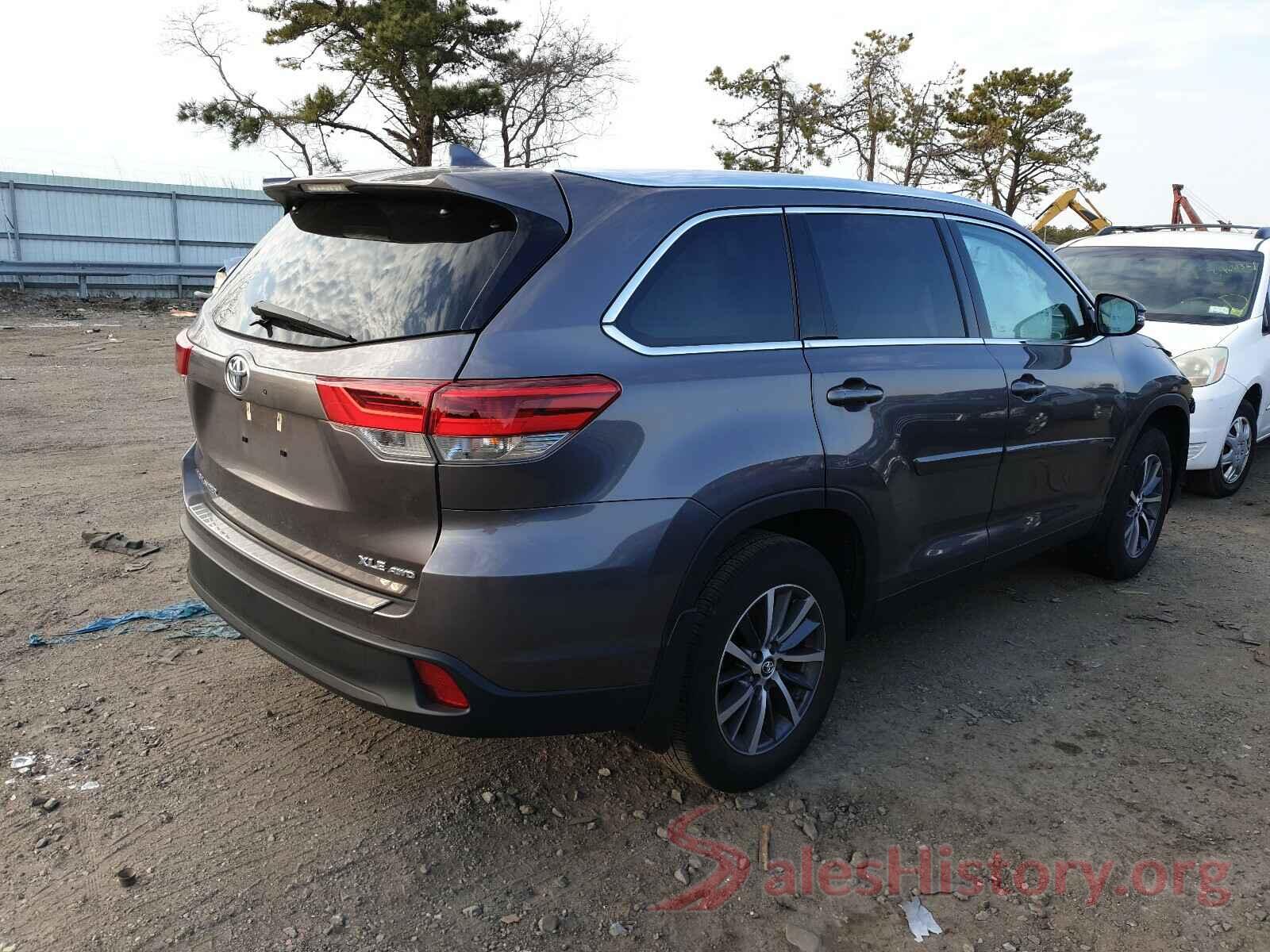 5TDJZRFH1KS578748 2019 TOYOTA HIGHLANDER