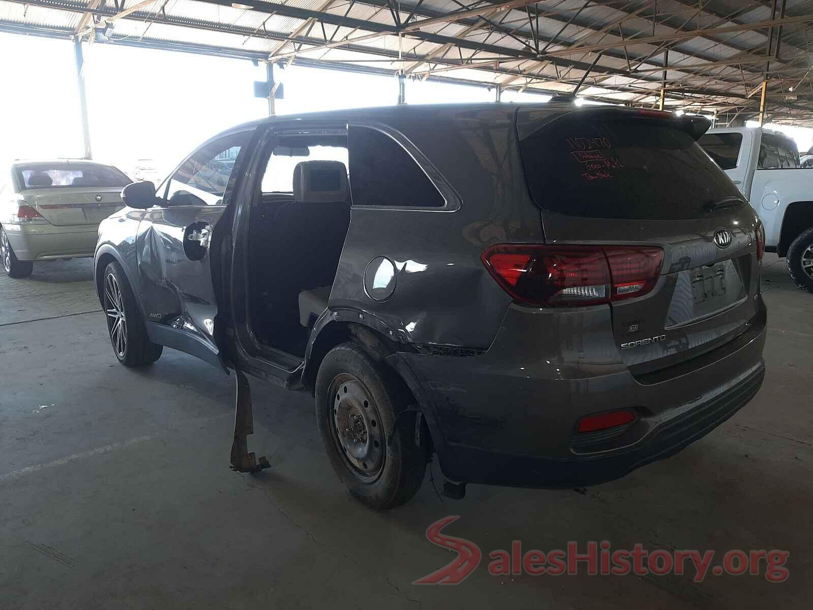 5XYPGDA35KG570289 2019 KIA SORENTO